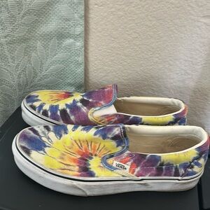 tye dye slip on vans